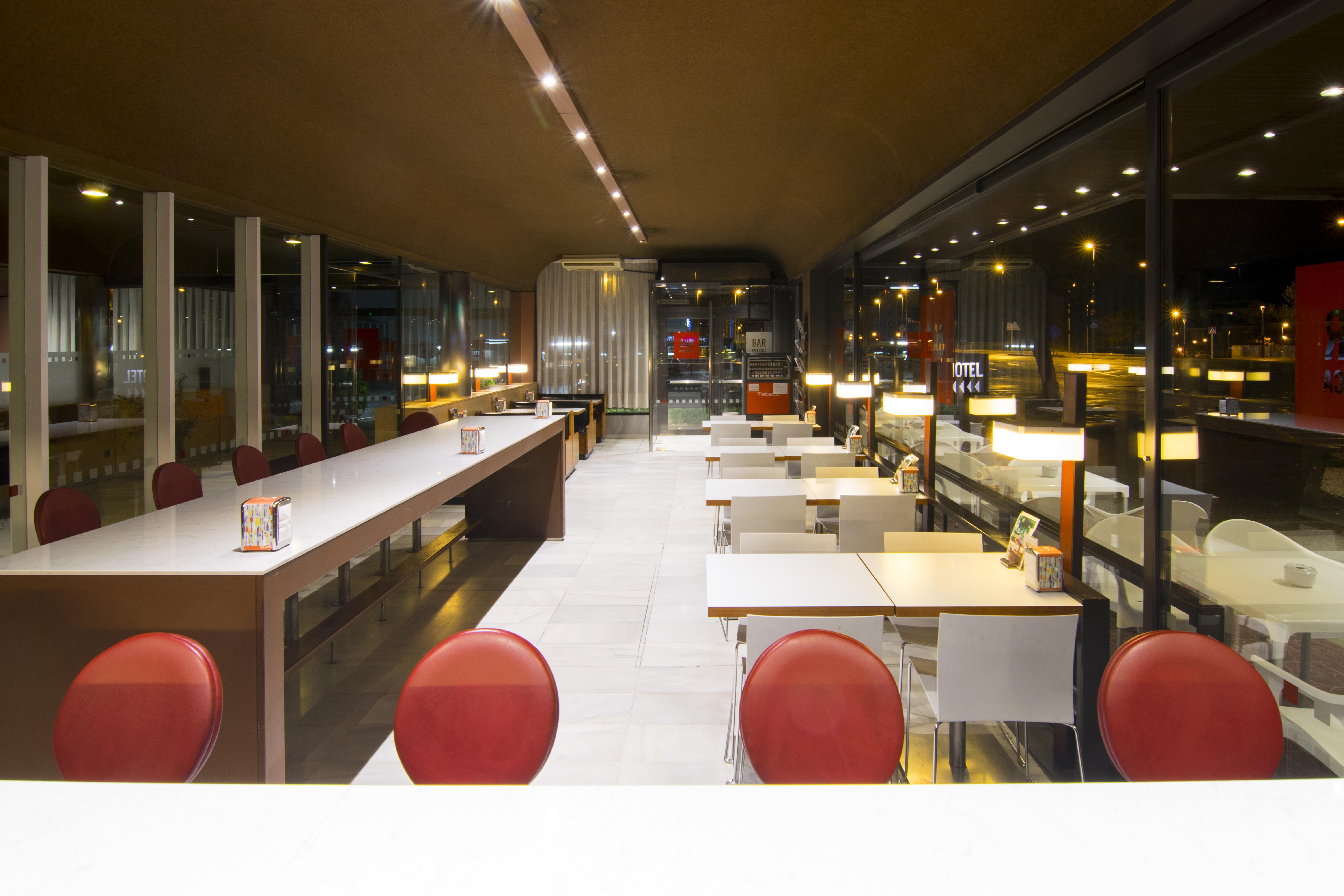 Hotel America Igualada Kültér fotó