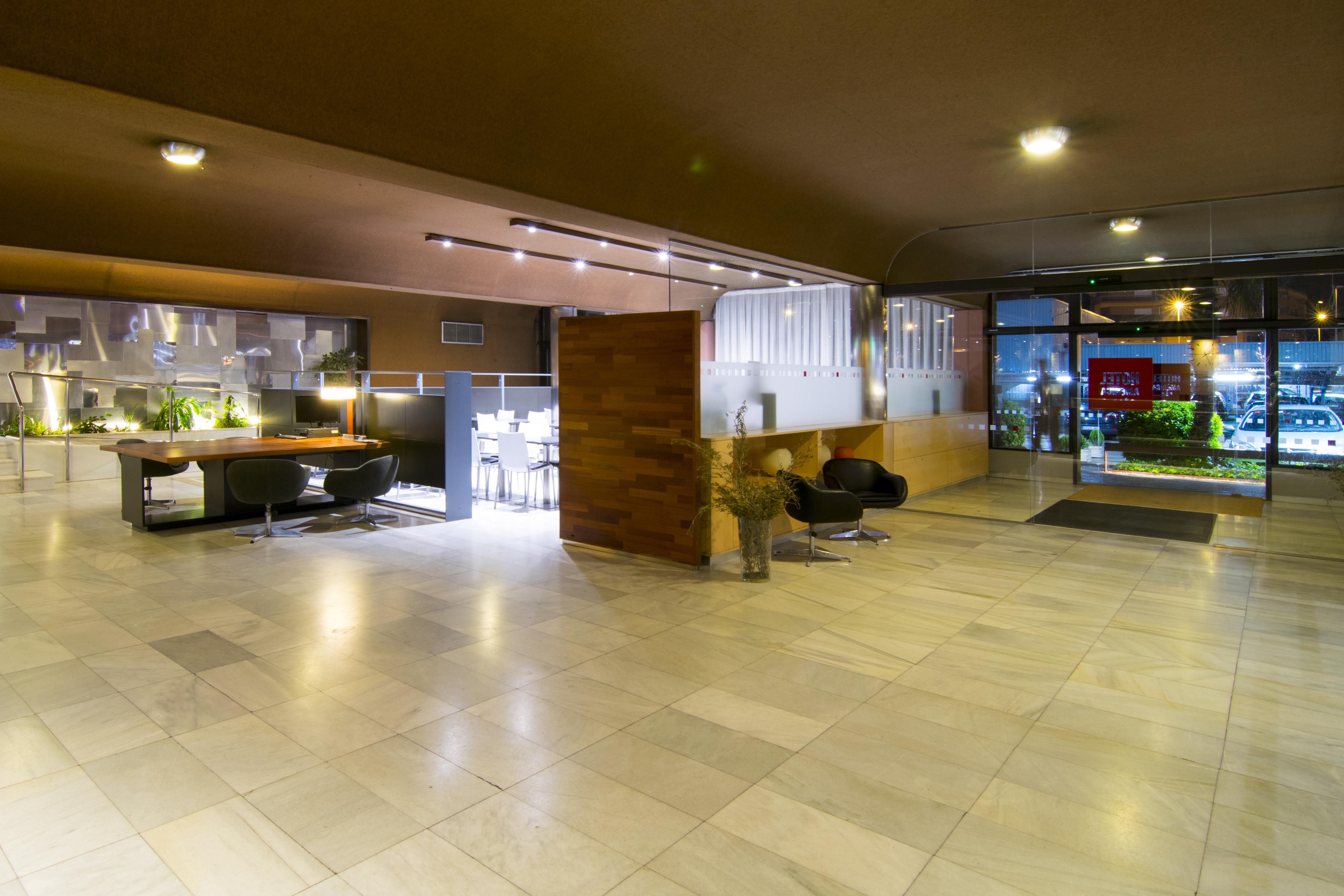 Hotel America Igualada Kültér fotó