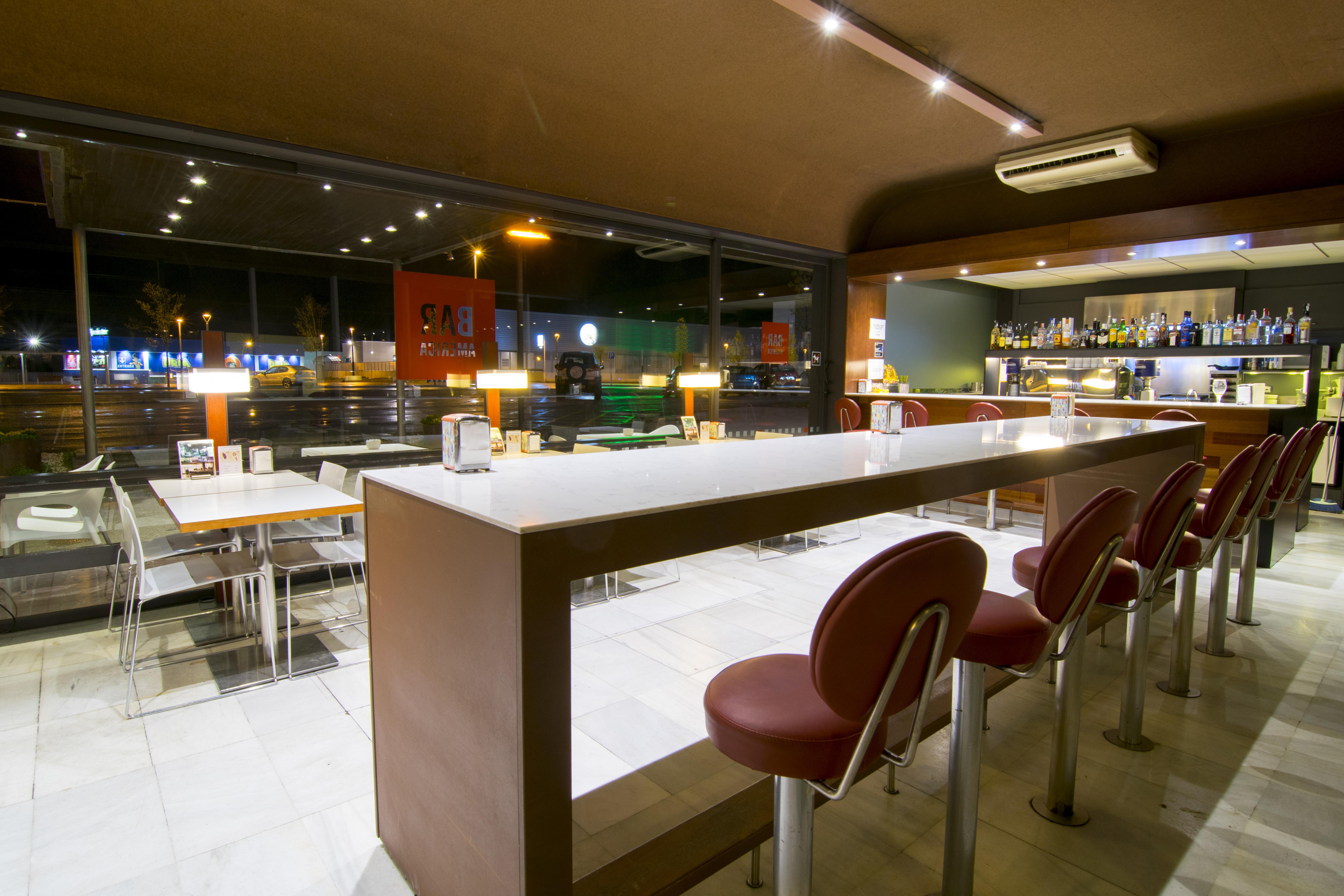 Hotel America Igualada Kültér fotó