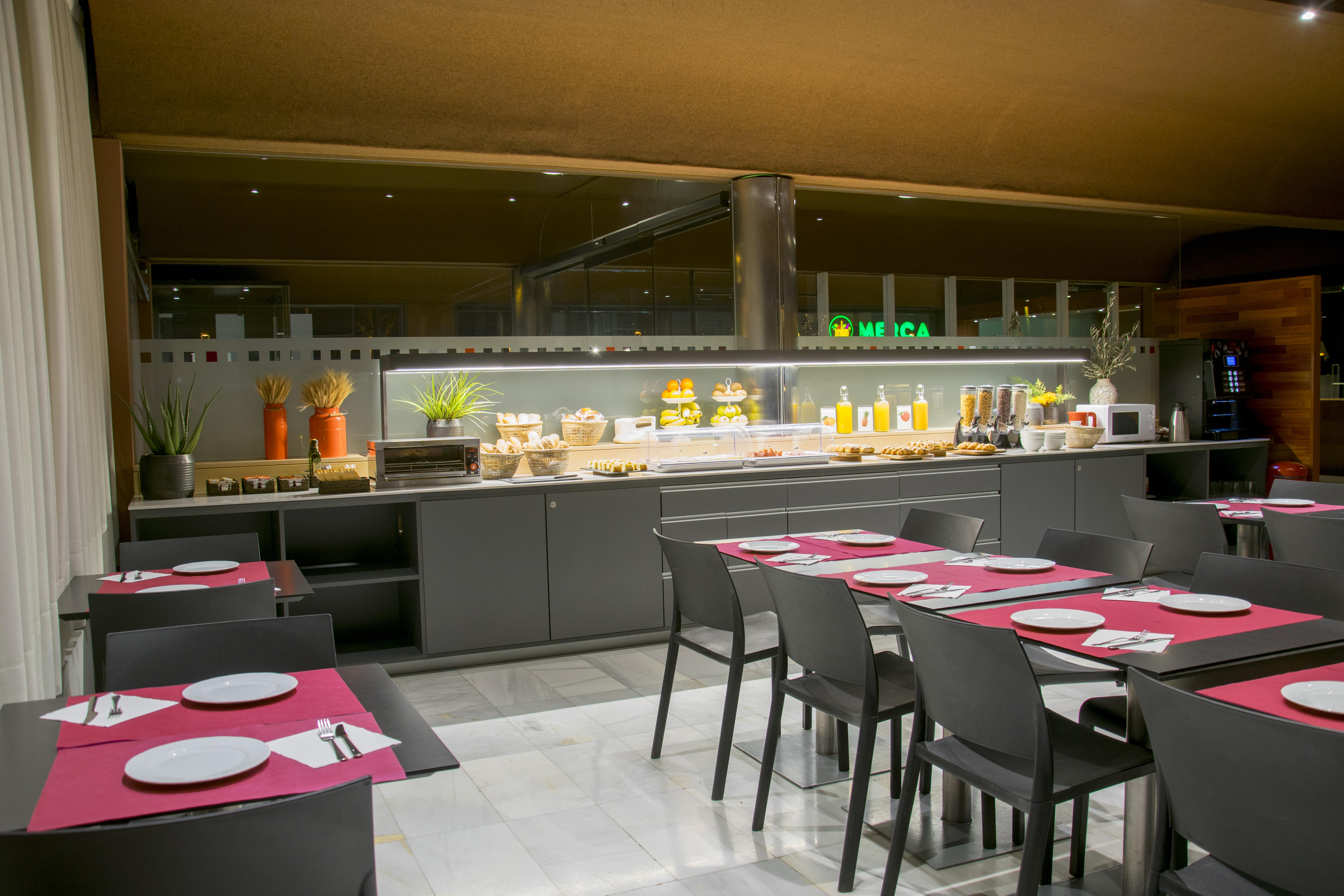 Hotel America Igualada Kültér fotó